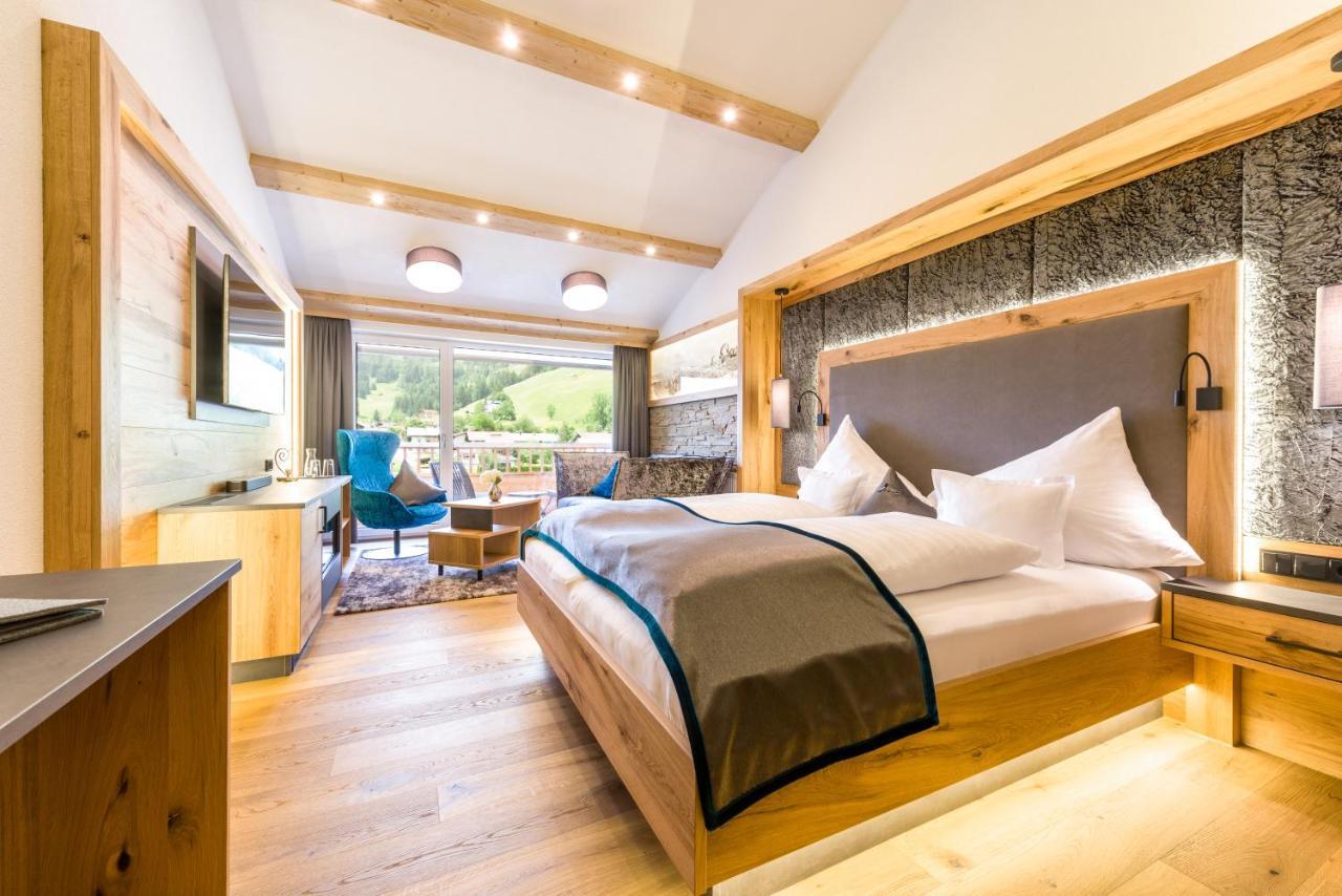 Wohlfuehlhotel Berg Heil Holzgau Eksteriør billede