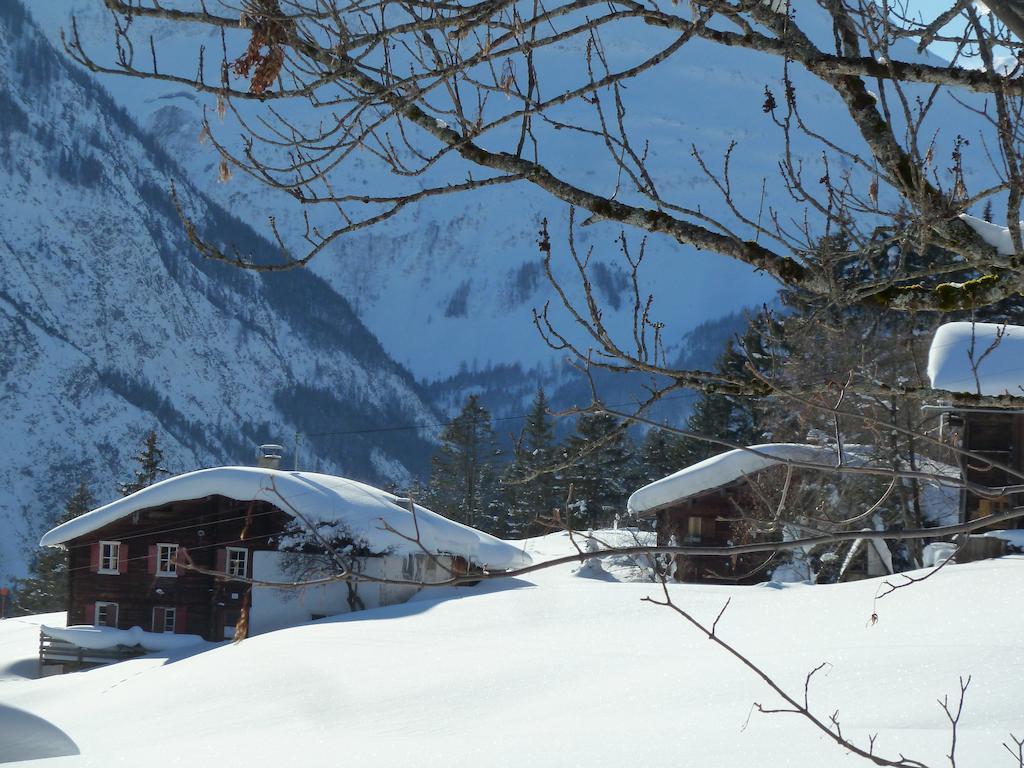 Wohlfuehlhotel Berg Heil Holzgau Eksteriør billede